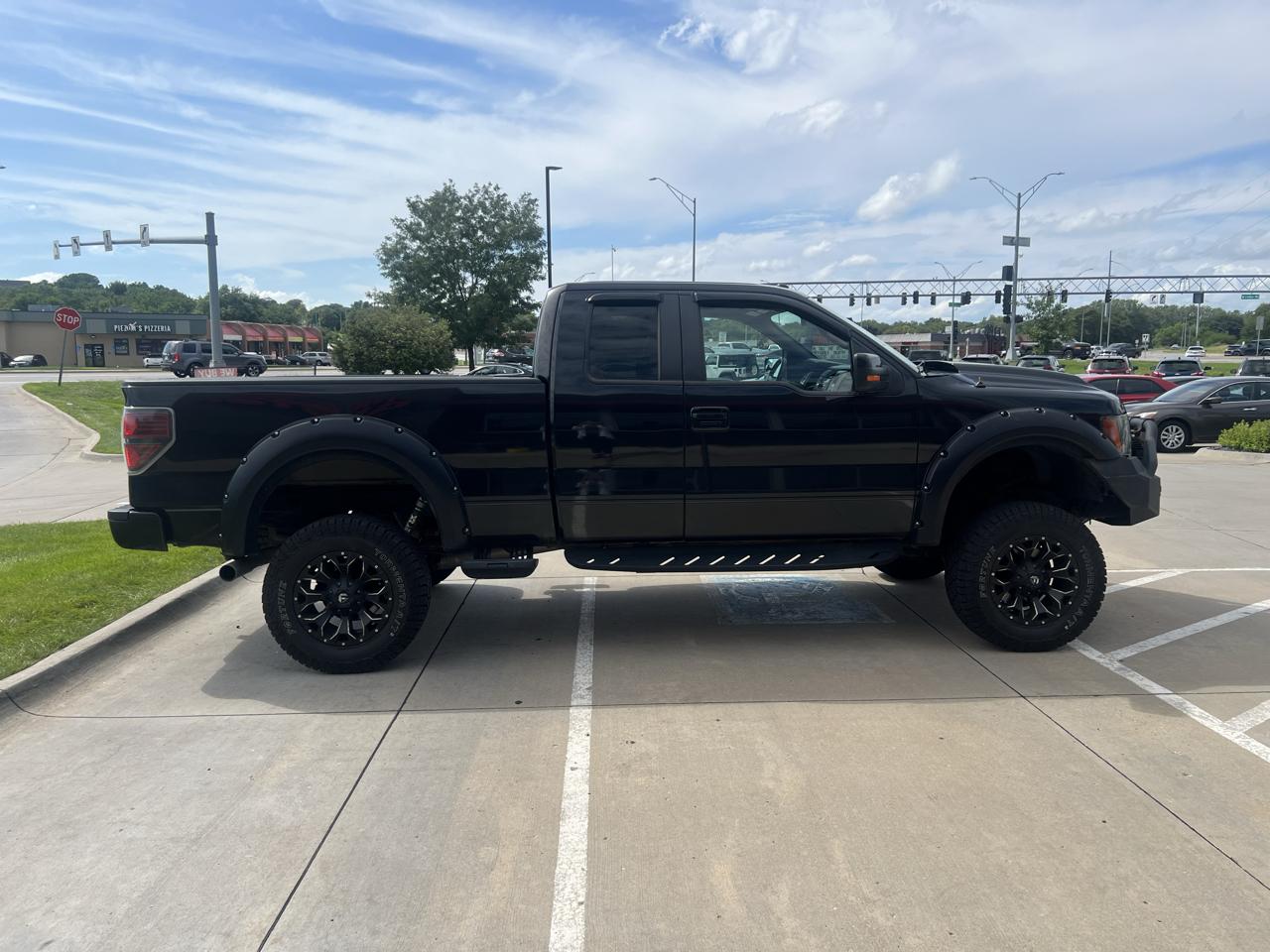 Ford F-150 4WD SuperCab 145" Lariat 2011