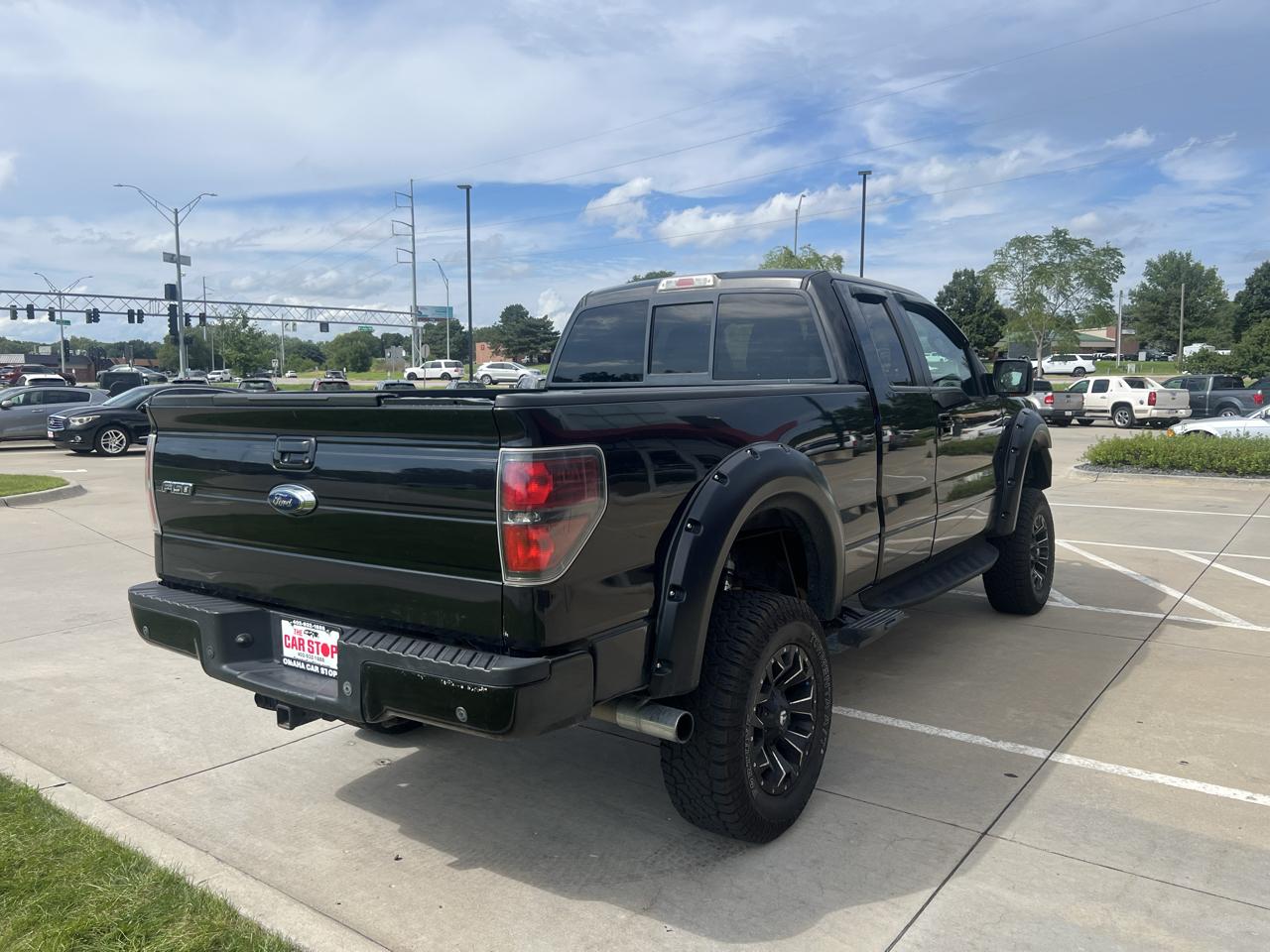 Ford F-150 4WD SuperCab 145" Lariat 2011