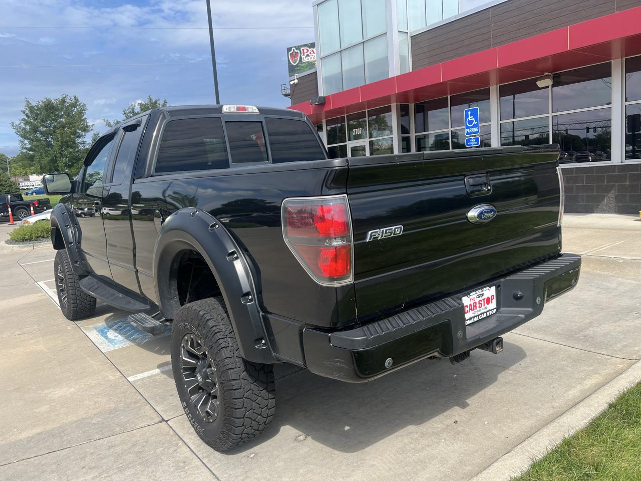 Ford F-150 4WD SuperCab 145" Lariat 2011
