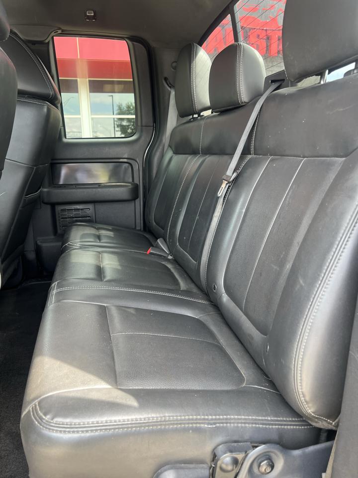 Ford F-150 4WD SuperCab 145" Lariat 2011