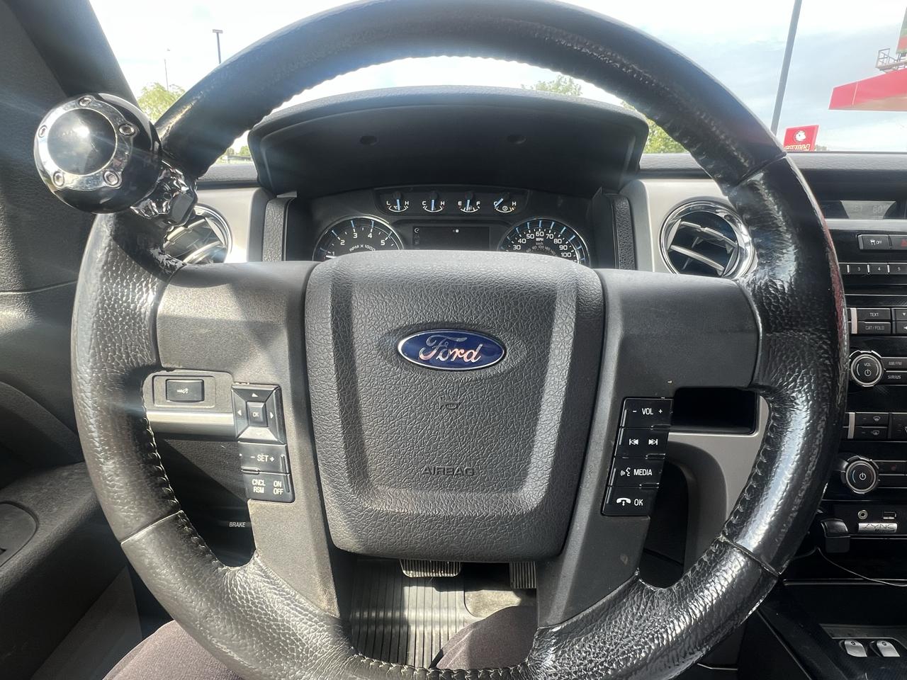 Ford F-150 4WD SuperCab 145" Lariat 2011