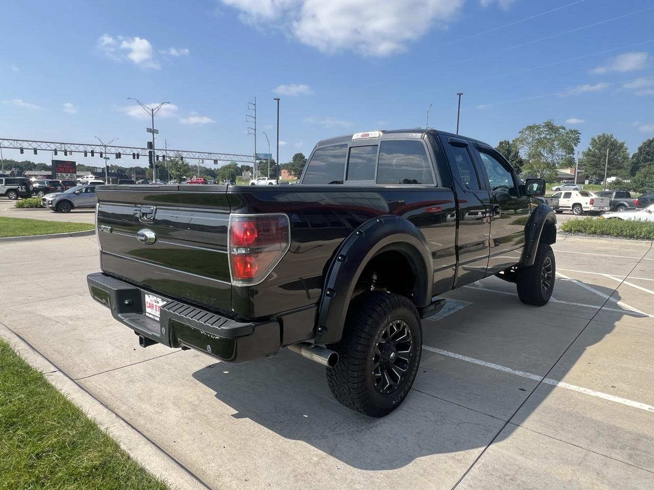 Ford F-150 4WD SuperCab 145" Lariat 2011