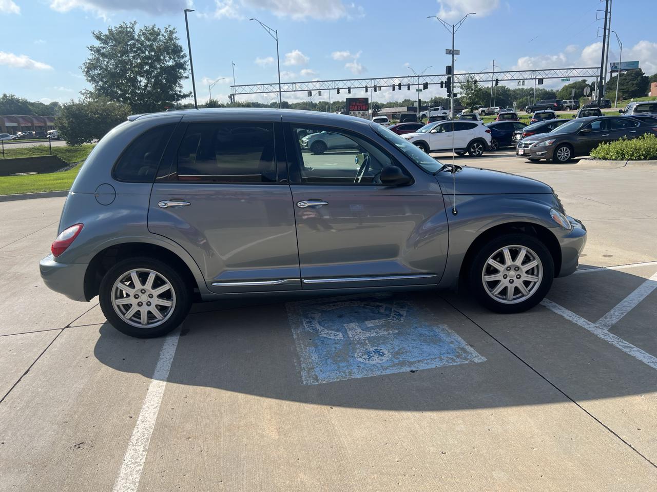 Chrysler PT Cruiser Classic 4dr Wgn 2010