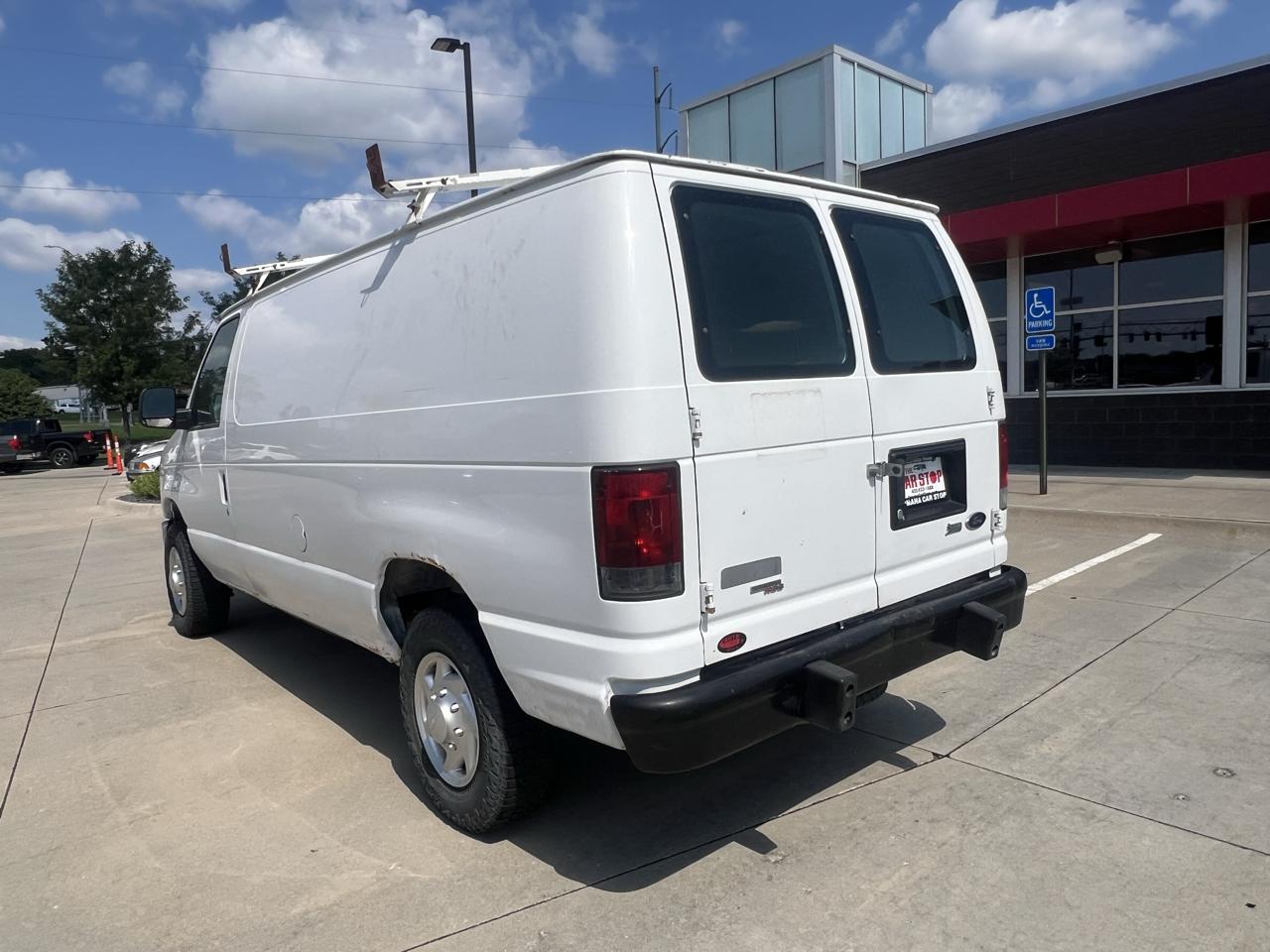 Ford Econoline Cargo Van E-250 Recreational 2012