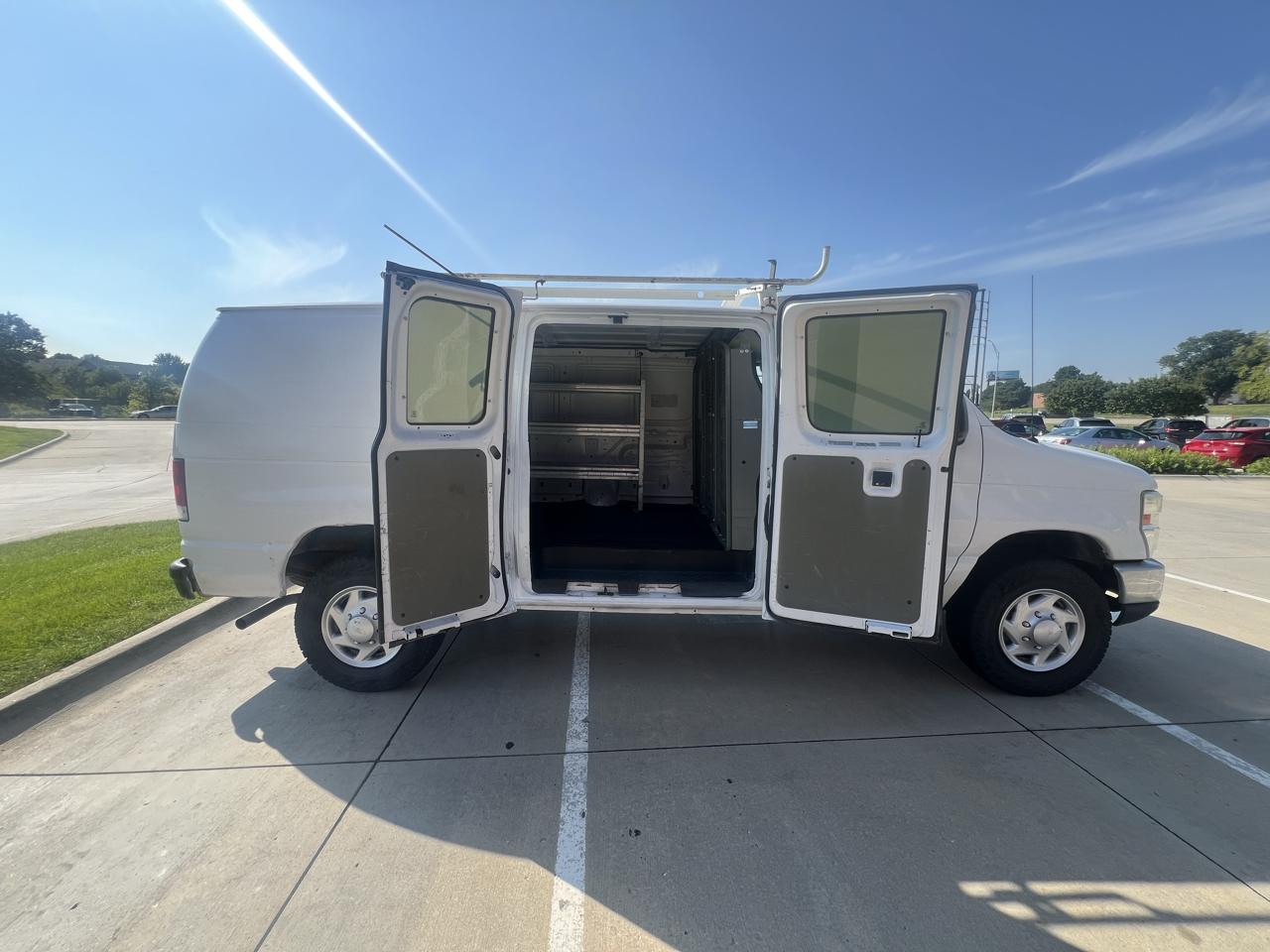 Ford Econoline Cargo Van E-250 Recreational 2012