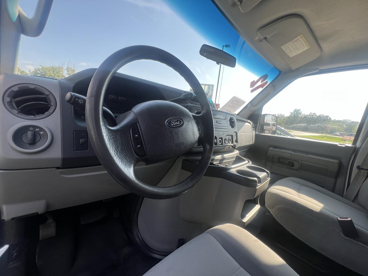 Ford Econoline Cargo Van E-250 Recreational 2012