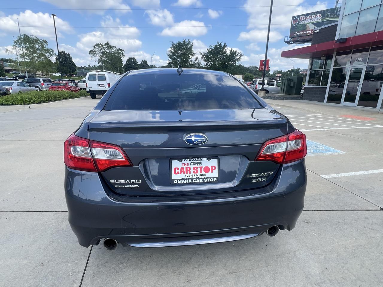 Subaru Legacy 3.6R Limited 2017