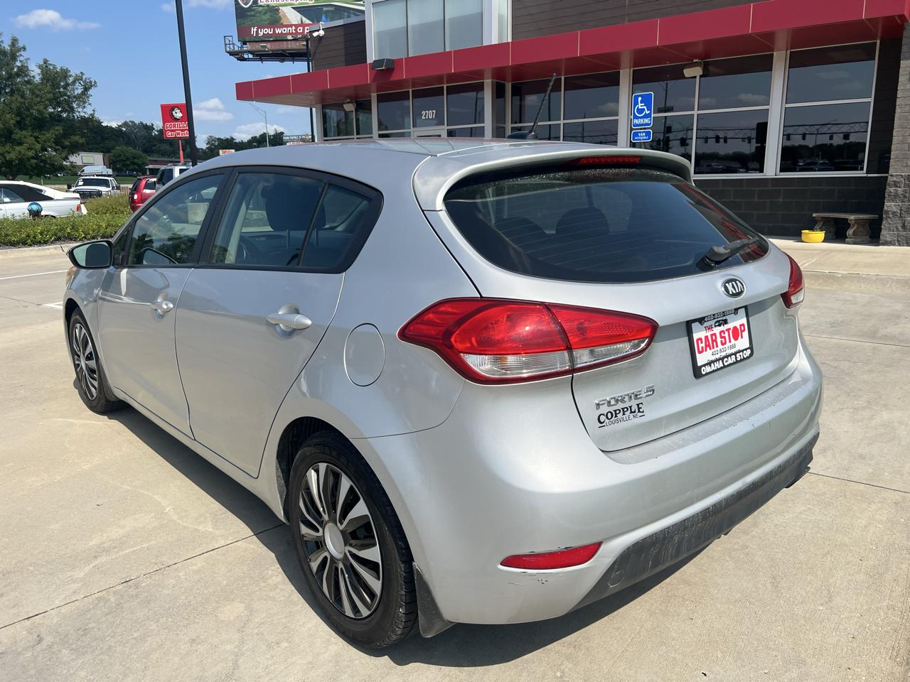 Kia Forte 5-Door 5dr HB Auto LX 2016