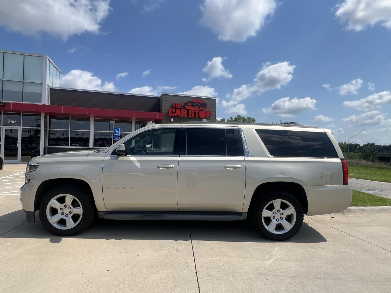 Chevrolet Suburban 4WD 4dr LT 2015