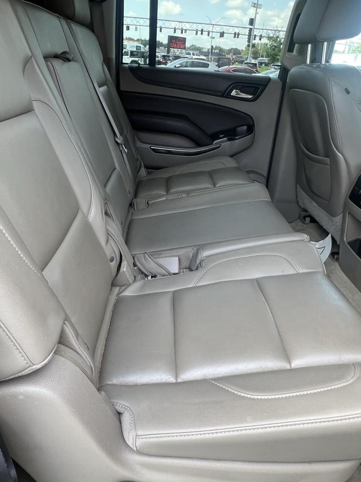 Chevrolet Suburban 4WD 4dr LT 2015