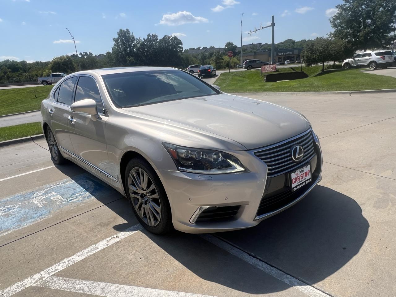 Lexus LS 460 4dr Sdn RWD 2013