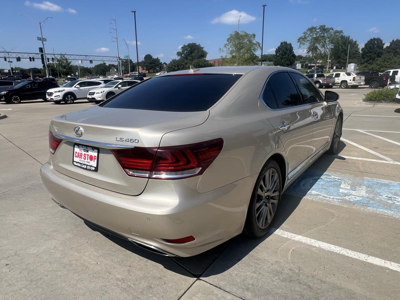 Lexus LS 460 4dr Sdn RWD 2013
