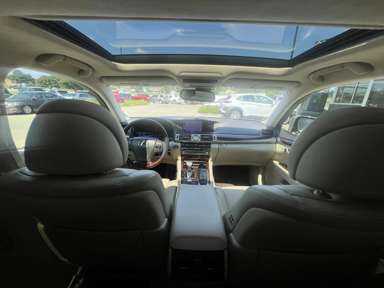 Lexus LS 460 4dr Sdn RWD 2013