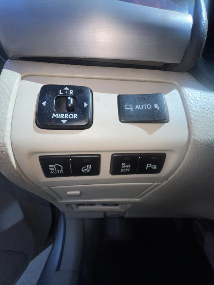 Lexus LS 460 4dr Sdn RWD 2013