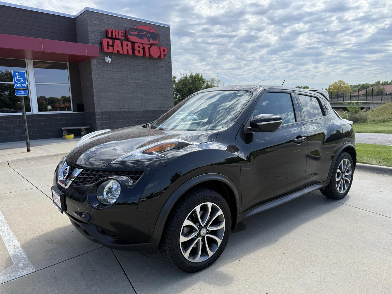 Nissan Juke AWD SV 2017