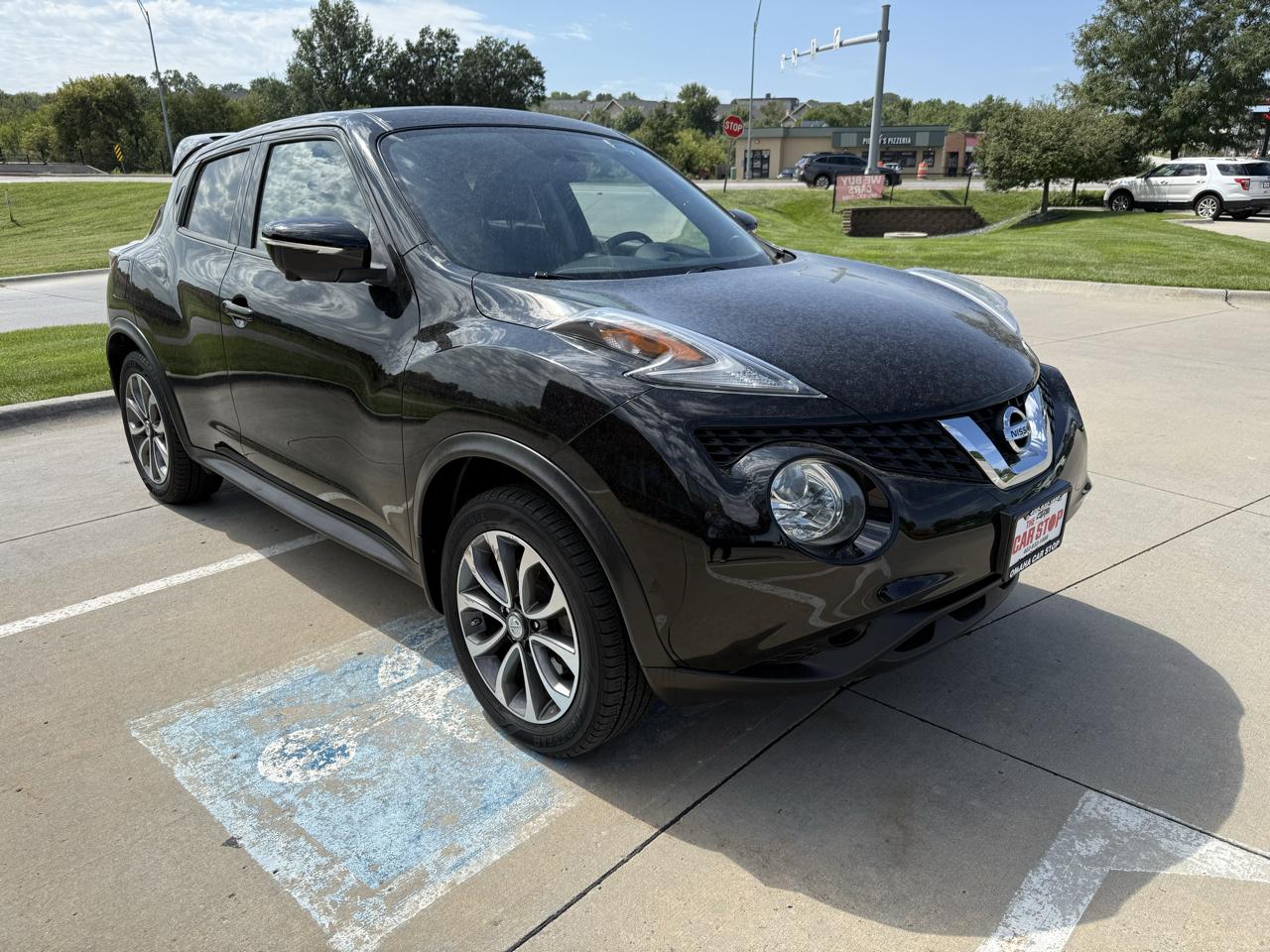 Nissan Juke AWD SV 2017