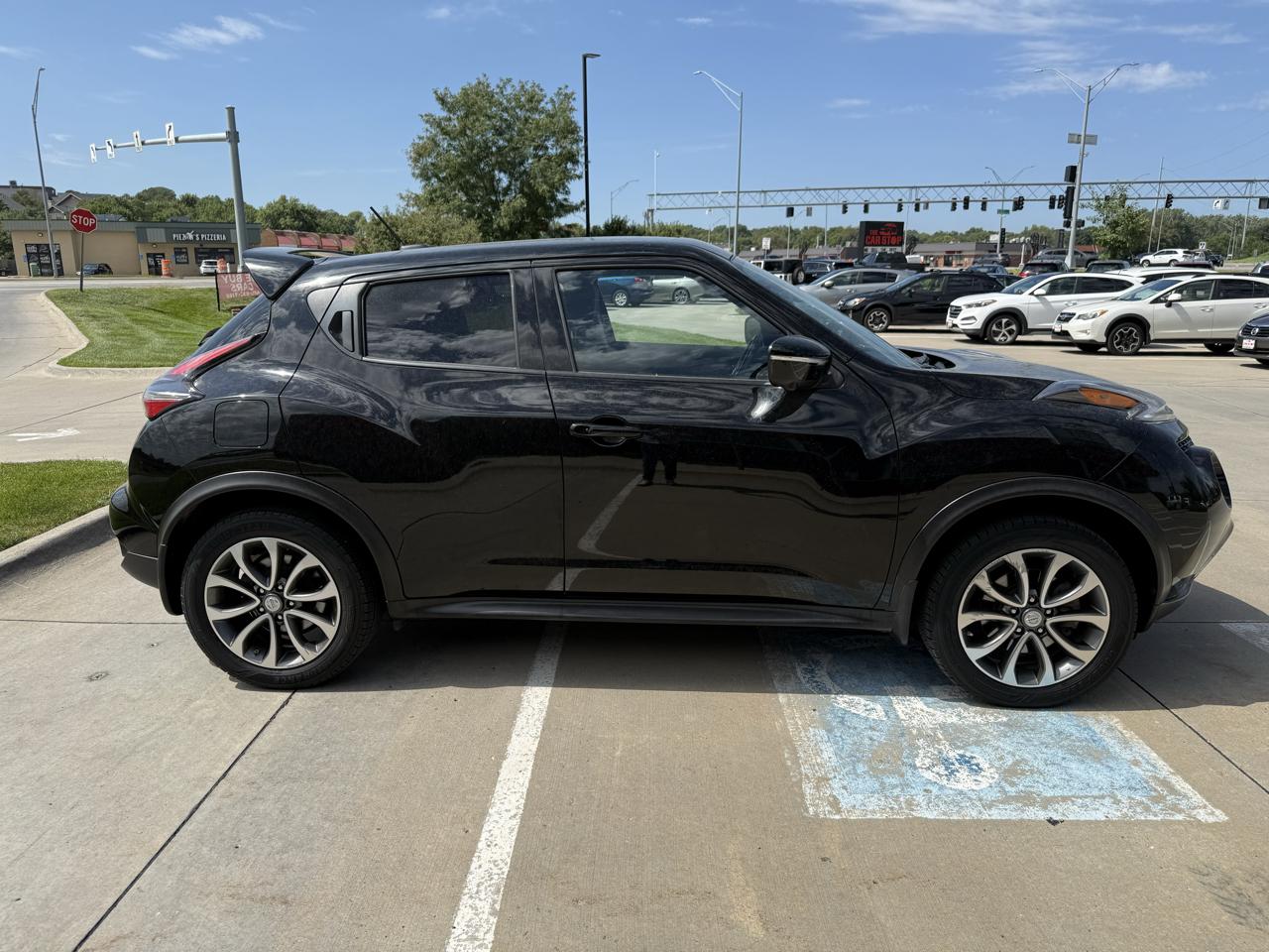 Nissan Juke AWD SV 2017