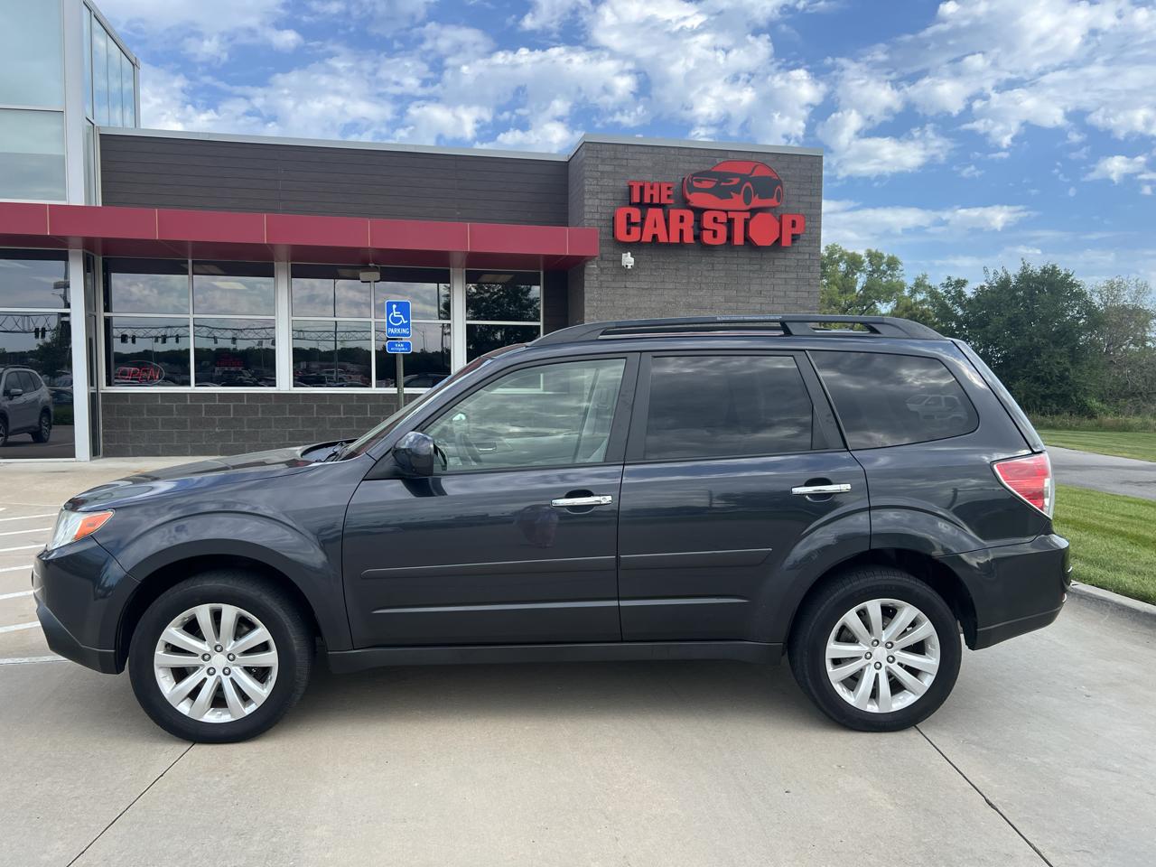 Subaru Forester 4dr Auto 2.5X Premium 2012