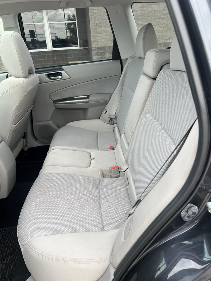 Subaru Forester 4dr Auto 2.5X Premium 2012