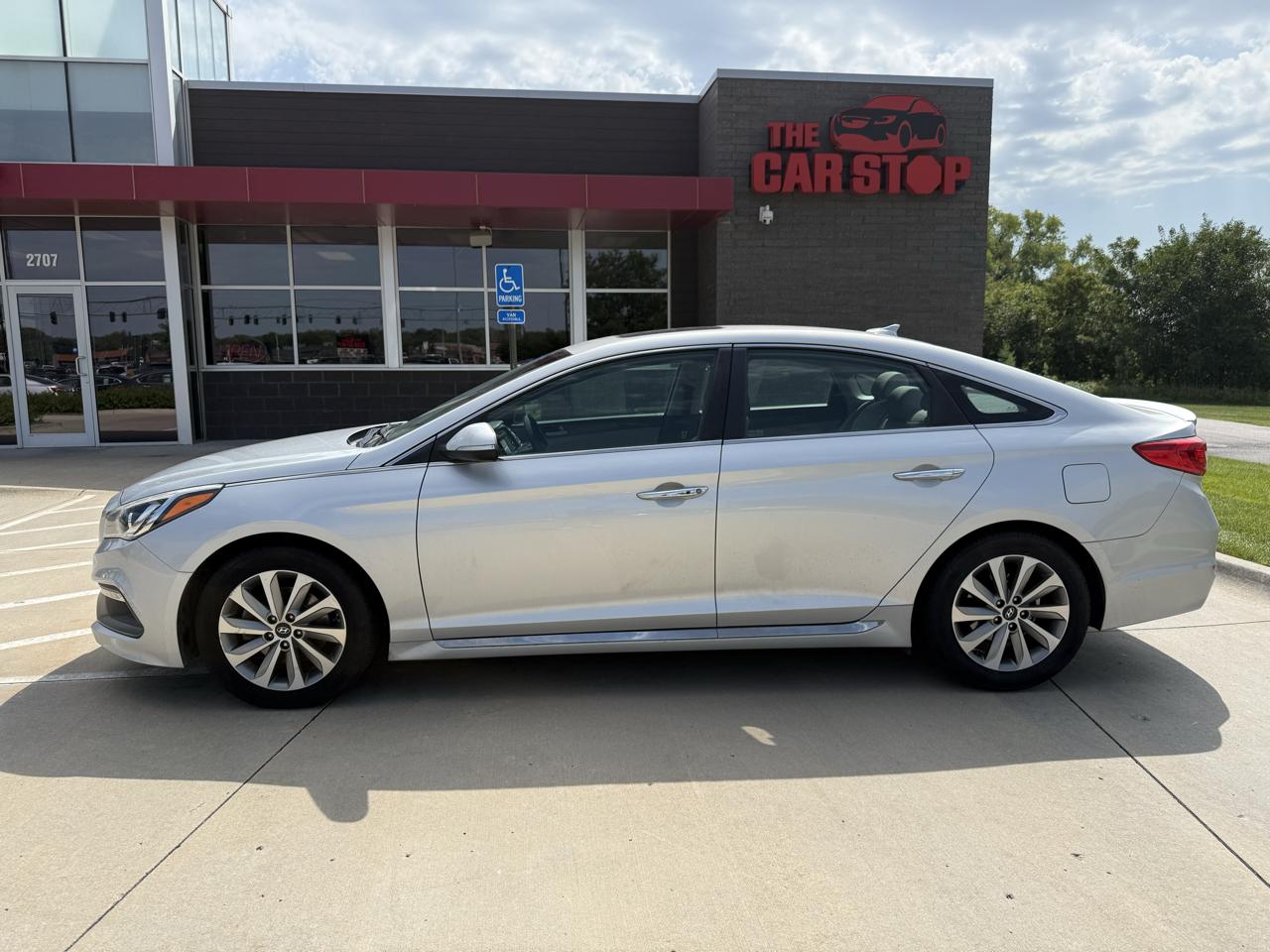 Hyundai Sonata 4dr Sdn 2.4L Sport 2016