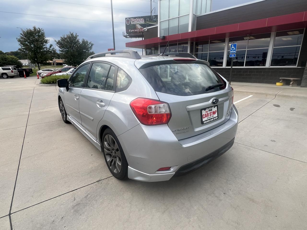 Subaru Impreza Wagon 5dr Auto 2.0i Sport Premium 2012
