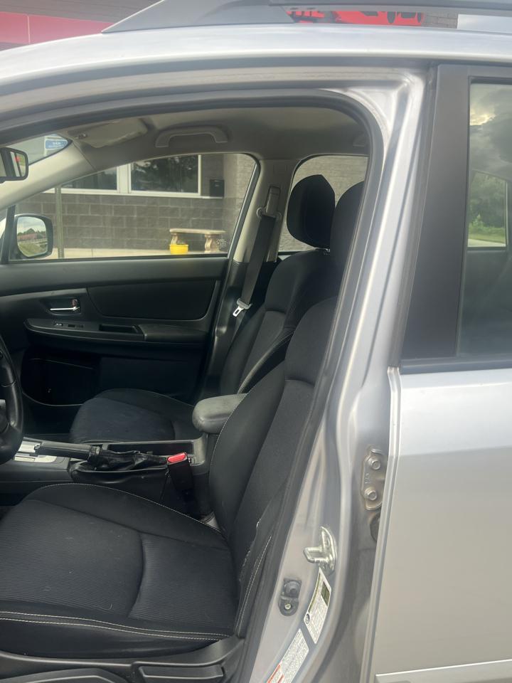 Subaru Impreza Wagon 5dr Auto 2.0i Sport Premium 2012