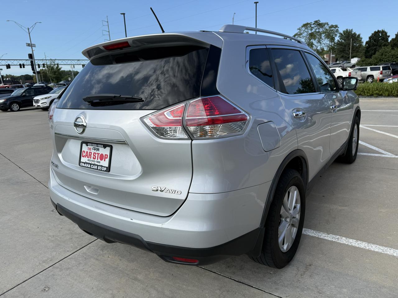Nissan Rogue AWD 4dr SV 2016