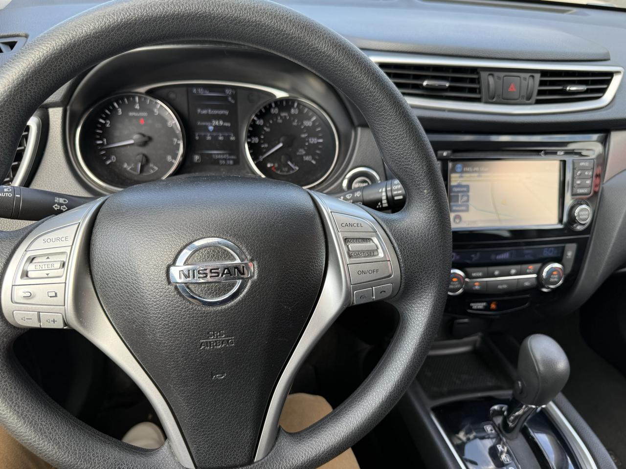 Nissan Rogue AWD 4dr SV 2016