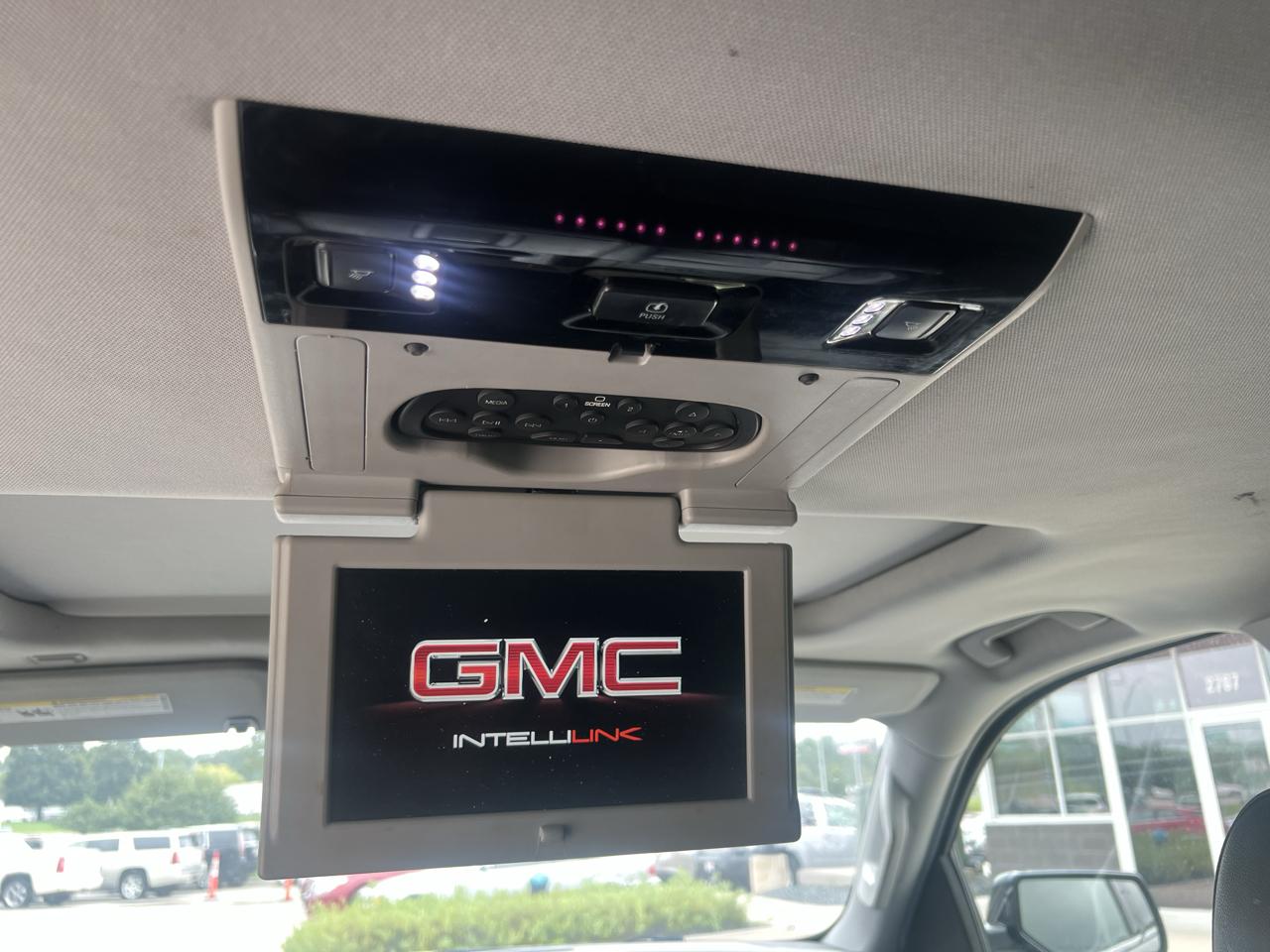 GMC Yukon XL 4WD 4dr SLT 2016