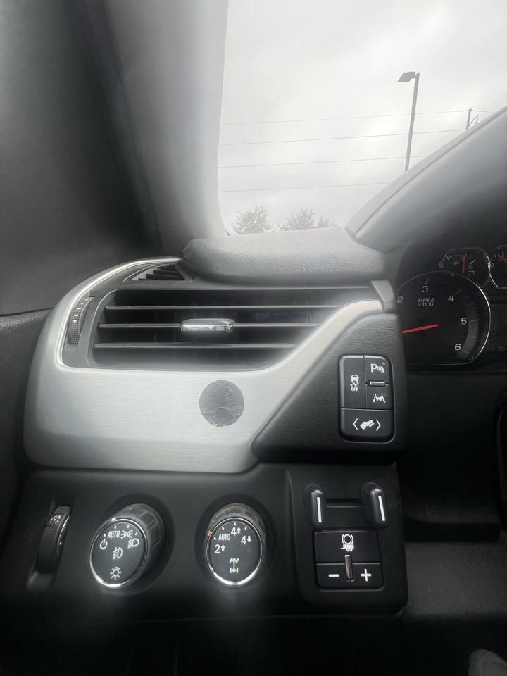 GMC Yukon XL 4WD 4dr SLT 2016
