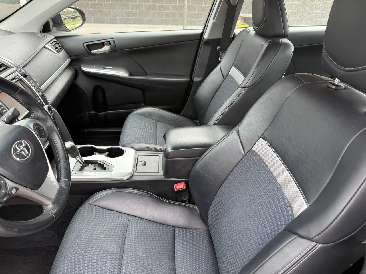 Toyota Camry 2014.5 4dr Sdn I4 Auto SE Sport (Natl) 2014