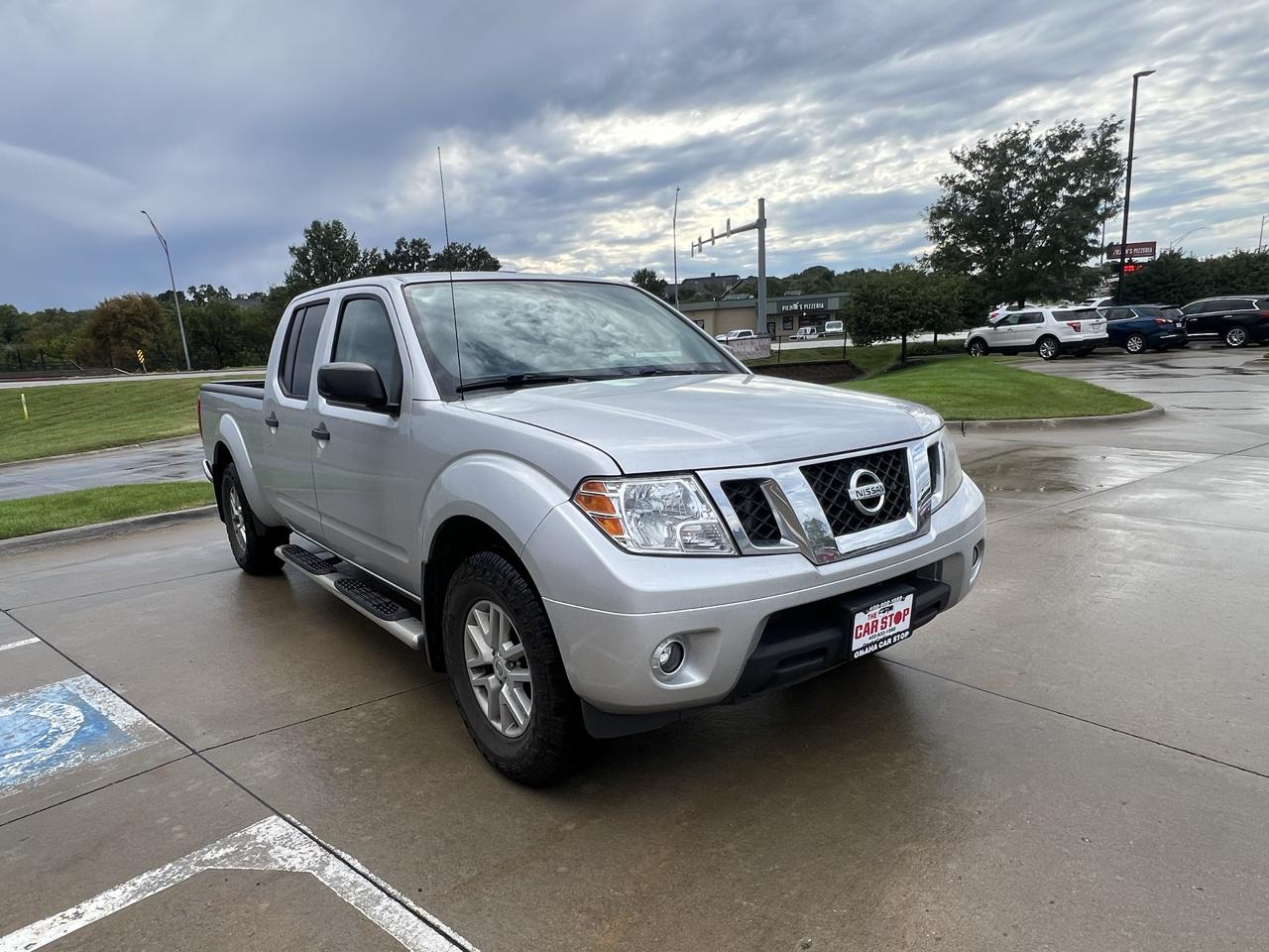 Nissan Frontier 4WD Crew Cab LWB Auto SV 2016