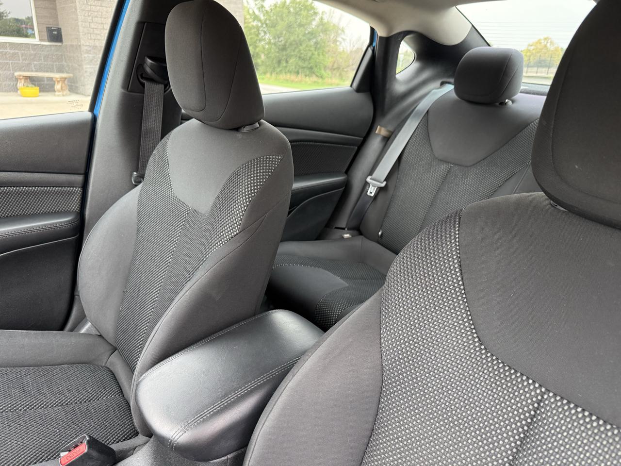 Dodge Dart 4dr Sdn SE *Ltd Avail* 2016