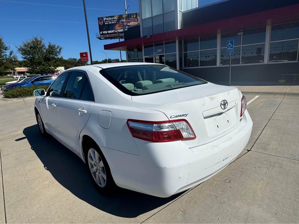 Toyota Camry photo 4