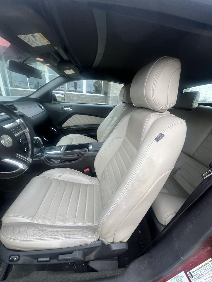 Ford Mustang 2dr Conv V6 2014