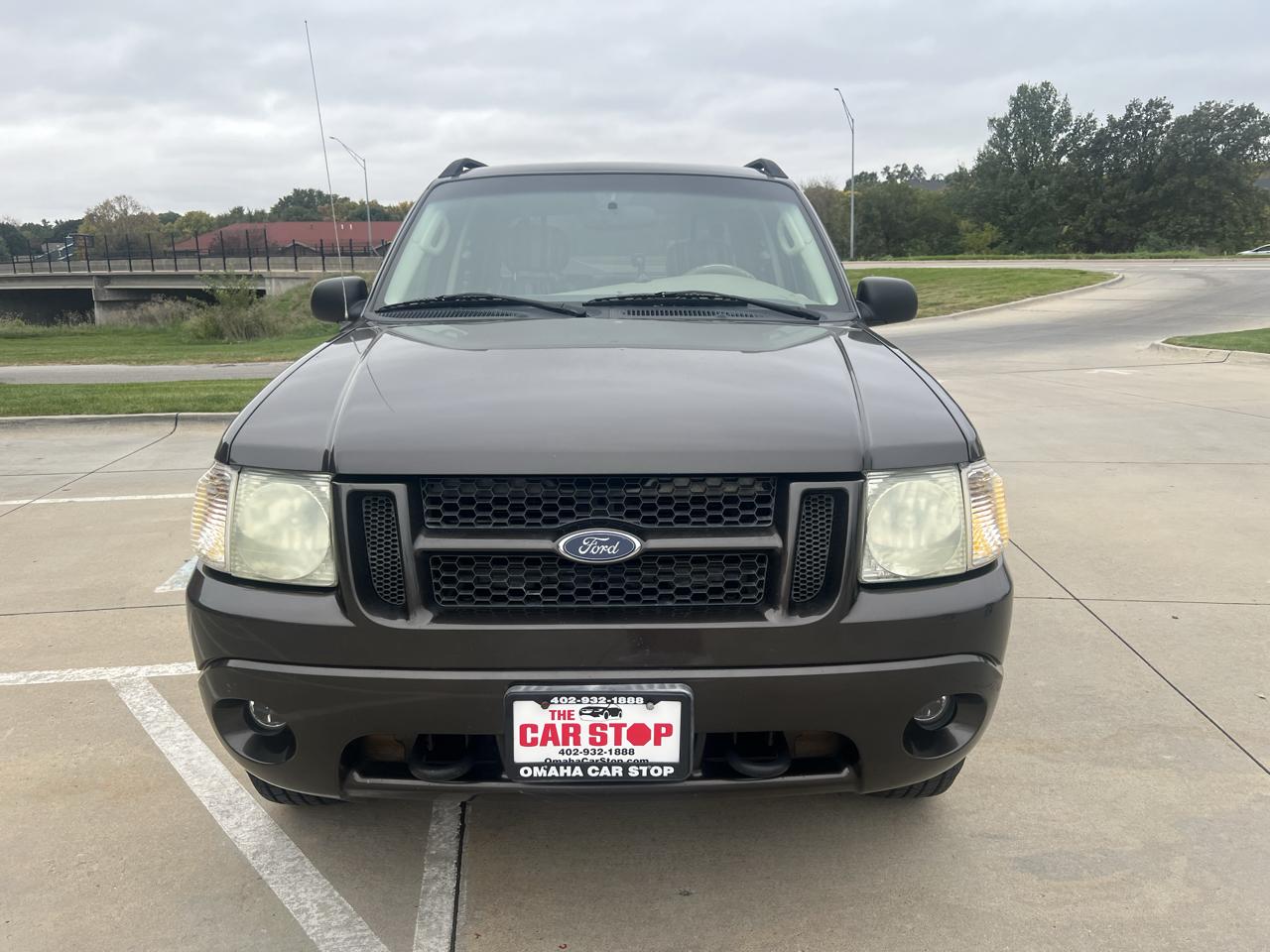 Ford Explorer Sport Trac 4dr 126" WB 4WD XLT Premium 2005