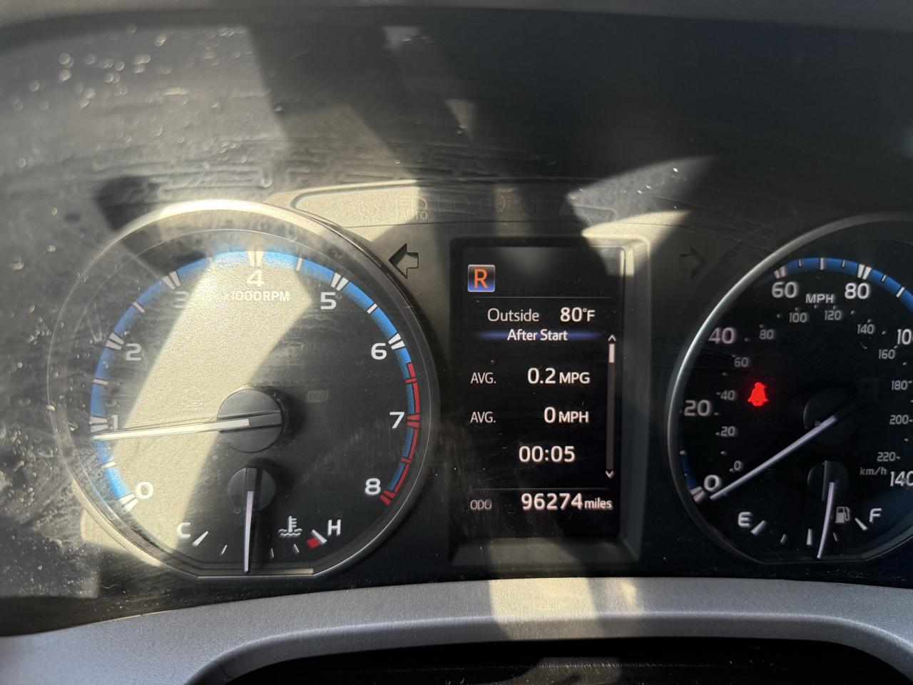 Toyota RAV4 LE AWD (Natl) 2018