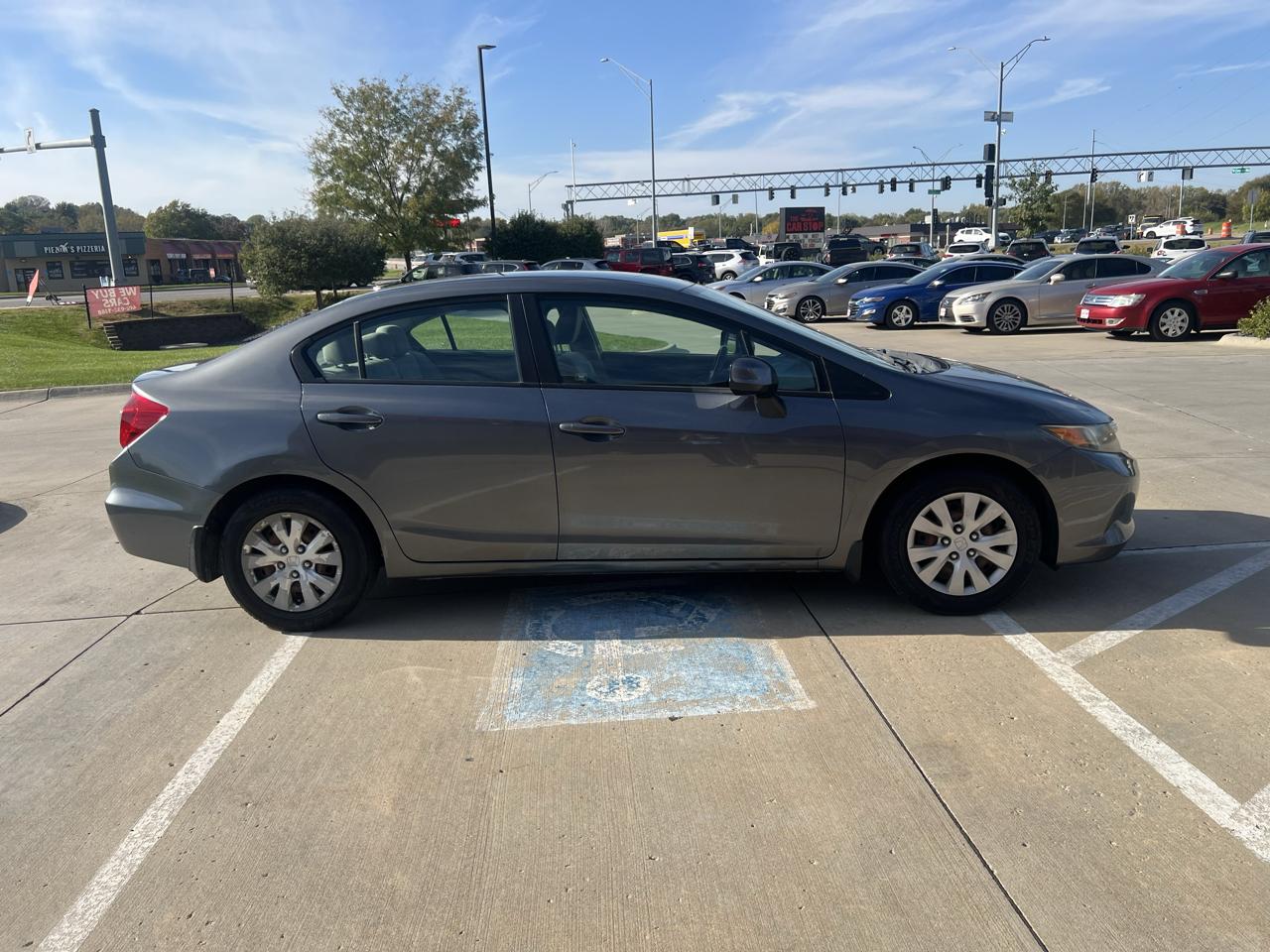 Honda Civic Sdn 4dr Auto LX 2012