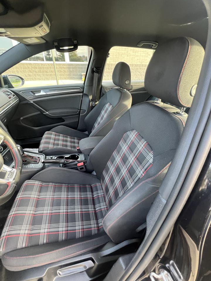 Volkswagen Golf GTI 2.0T Autobahn DSG 2020