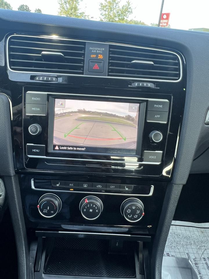 Volkswagen Golf GTI 2.0T Autobahn DSG 2020