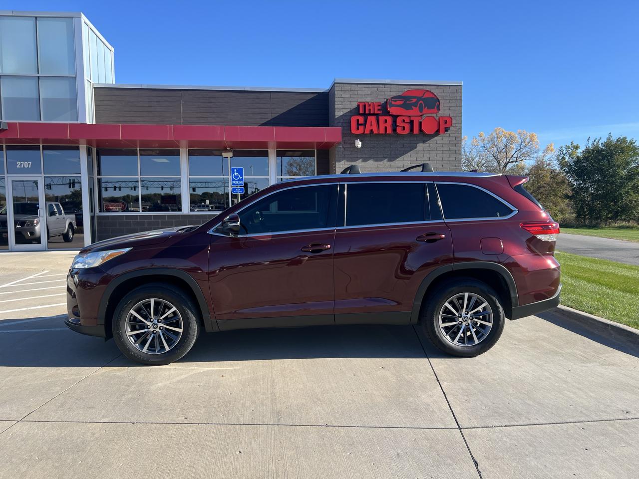 Toyota Highlander XLE V6 FWD (Natl) 2019