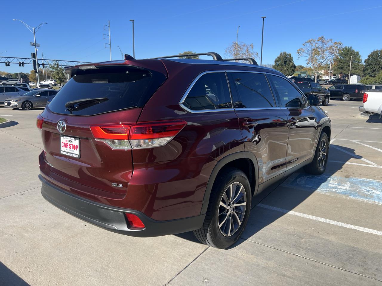 Toyota Highlander XLE V6 FWD (Natl) 2019