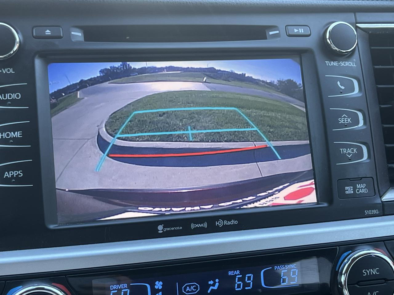 Toyota Highlander XLE V6 FWD (Natl) 2019