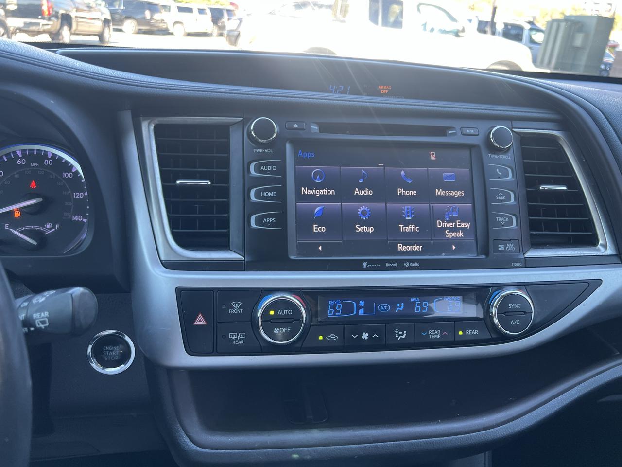 Toyota Highlander XLE V6 FWD (Natl) 2019