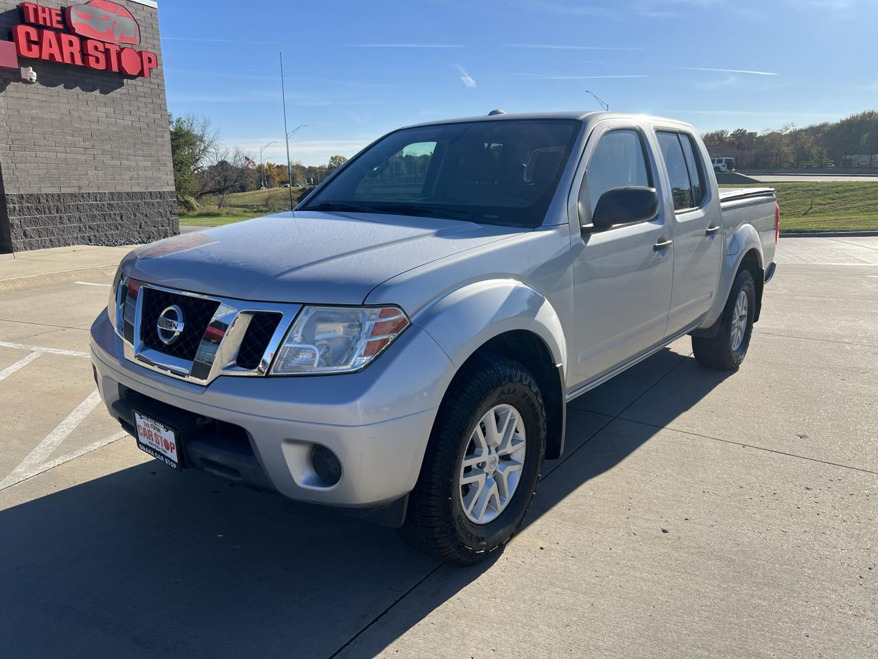 Nissan Frontier Crew Cab 4x4 SV V6 Auto 2018