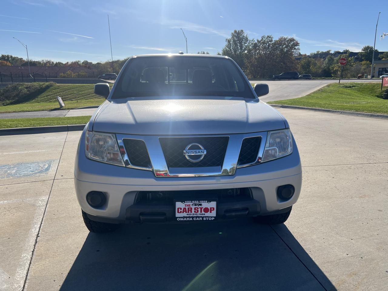 Nissan Frontier Crew Cab 4x4 SV V6 Auto 2018