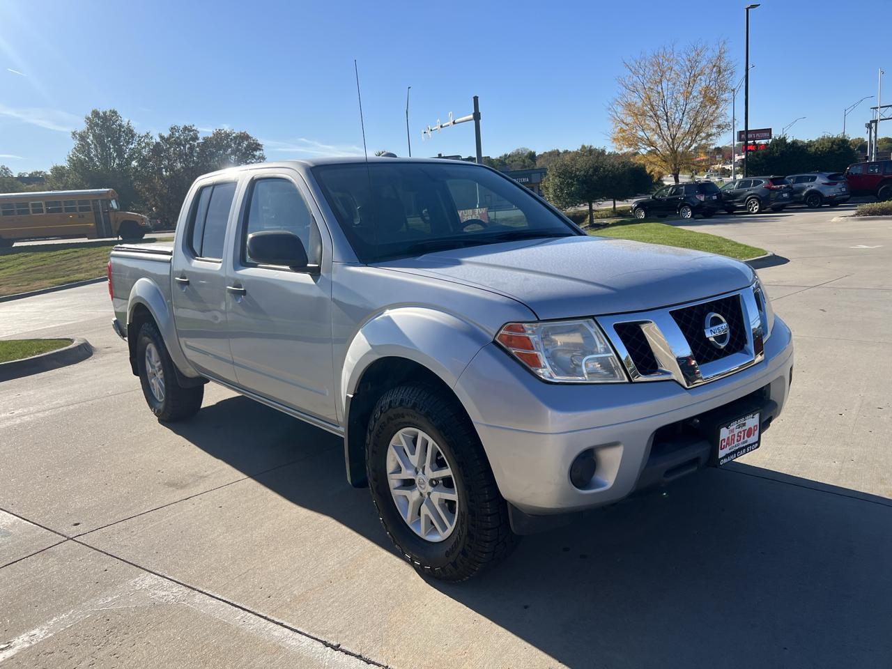 Nissan Frontier Crew Cab 4x4 SV V6 Auto 2018