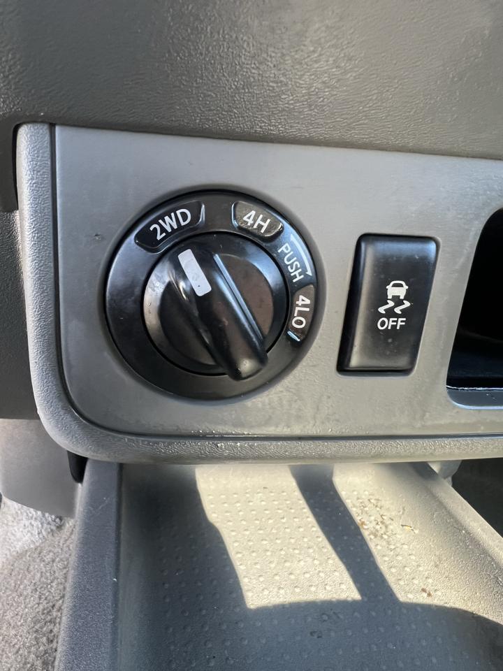 Nissan Frontier Crew Cab 4x4 SV V6 Auto 2018