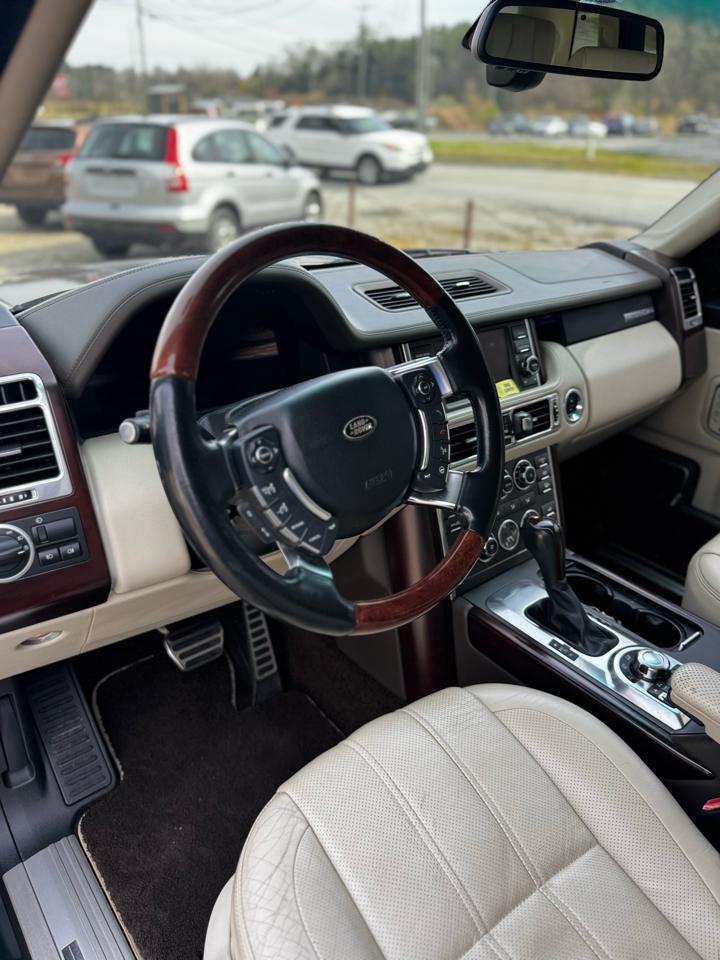 Land Rover Range Rover Supercharged 2011