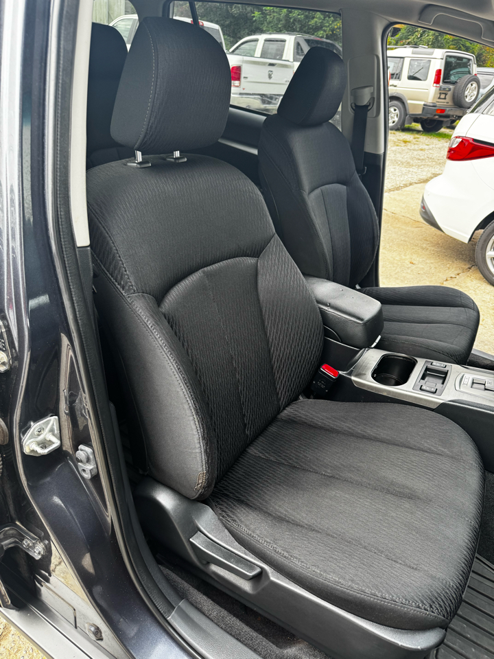 2011 Subaru Outback 2.5i photo 3